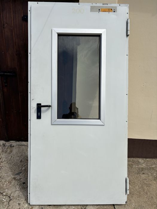 Drzwi stalowe techniczne 80 90