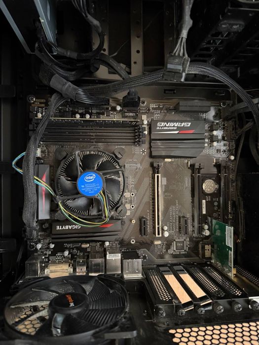 Ігровий комп’ютер Intel Core i5-7500 / 8 ГБ / 465 ГБ