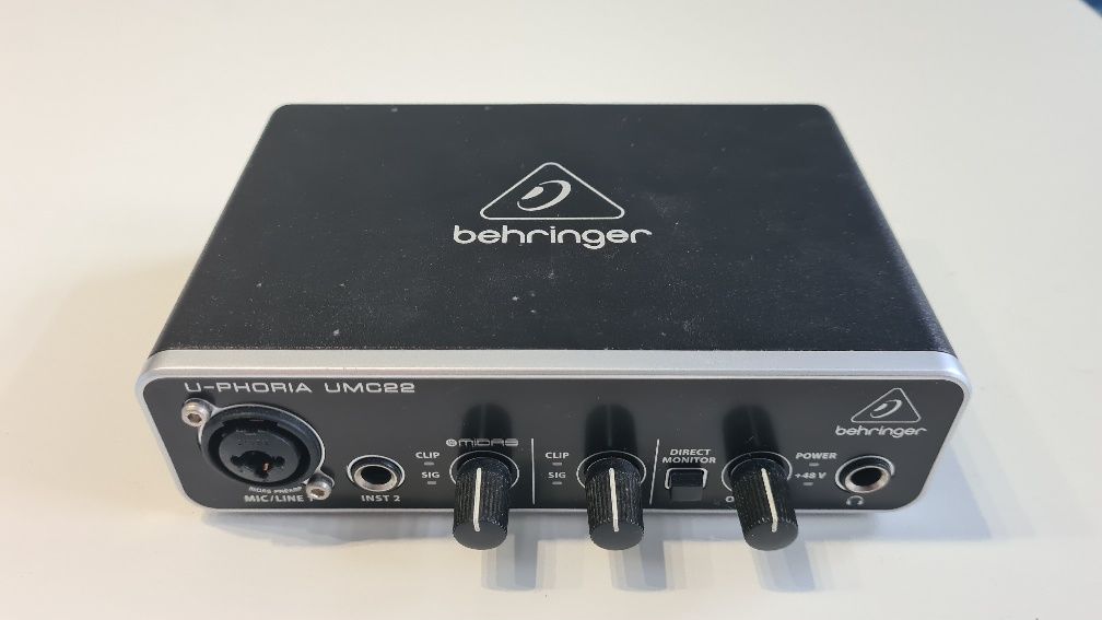 Interfejs audio Behringer UMC22 U-Phoria + kabel