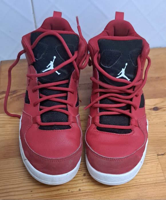 Bota Vermelha Air Jordan