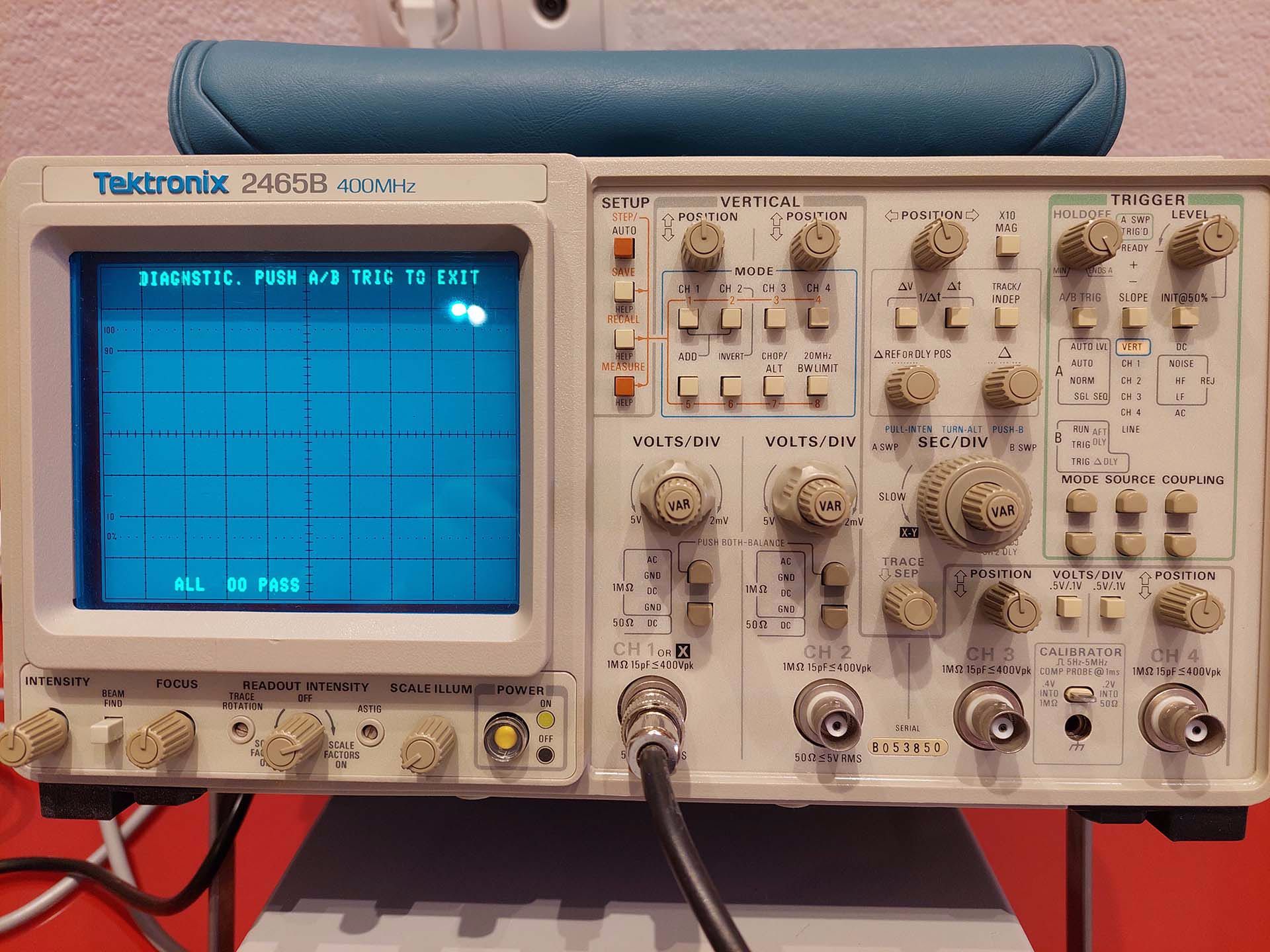 Осцилограф TEKTRONIX 2465B