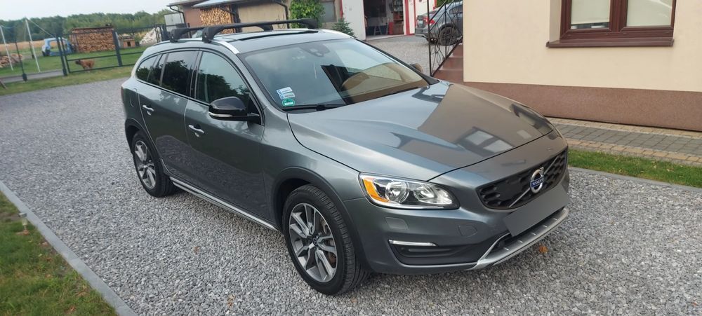 Volvo V60 Volvo V60 Cross Country 2.0 T5 245 KM 4x4 Automat Navi Skóra Faktura