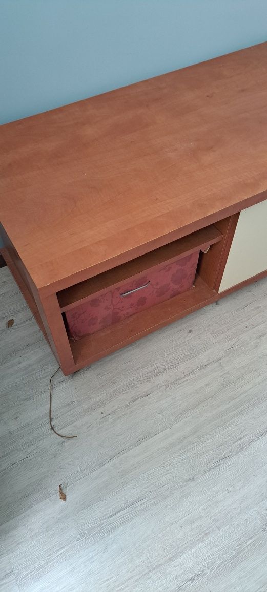 Szafka pod telewizor