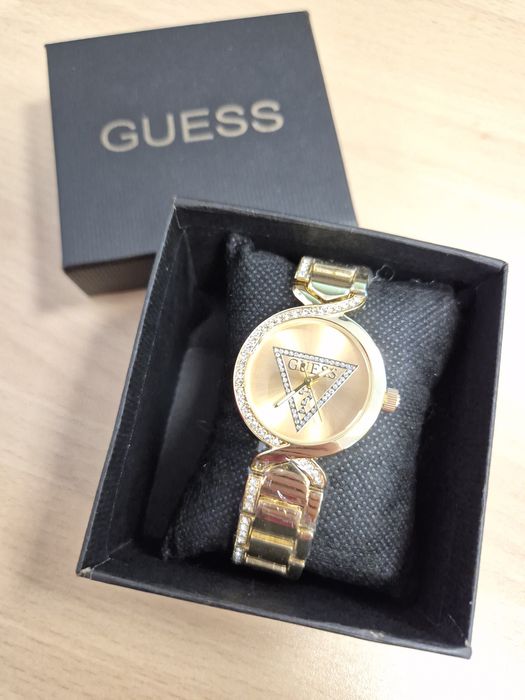 Złoty damskie zegarek Guess z pudełkiem logowanym