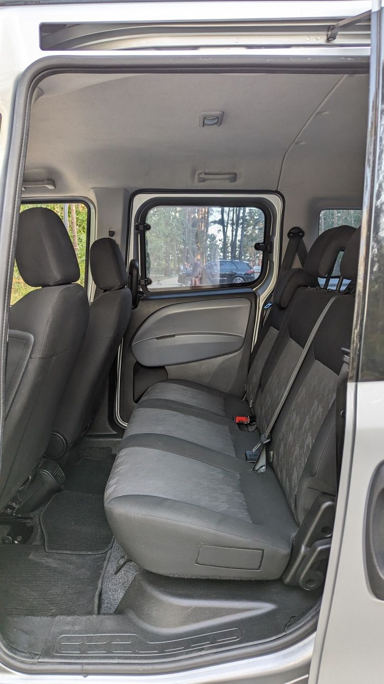 Opel Combo 2016 року