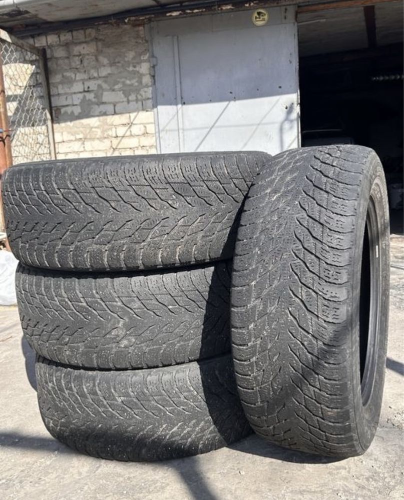 зимние шины б/у HANKOOK  225/60 R17