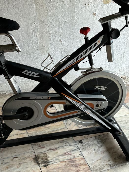 Bicicleta eltica pouco uso