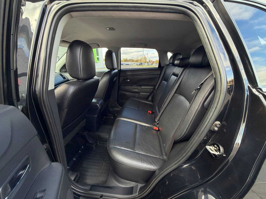 Avtoreal Mitsubishi Outlander Sport
2017