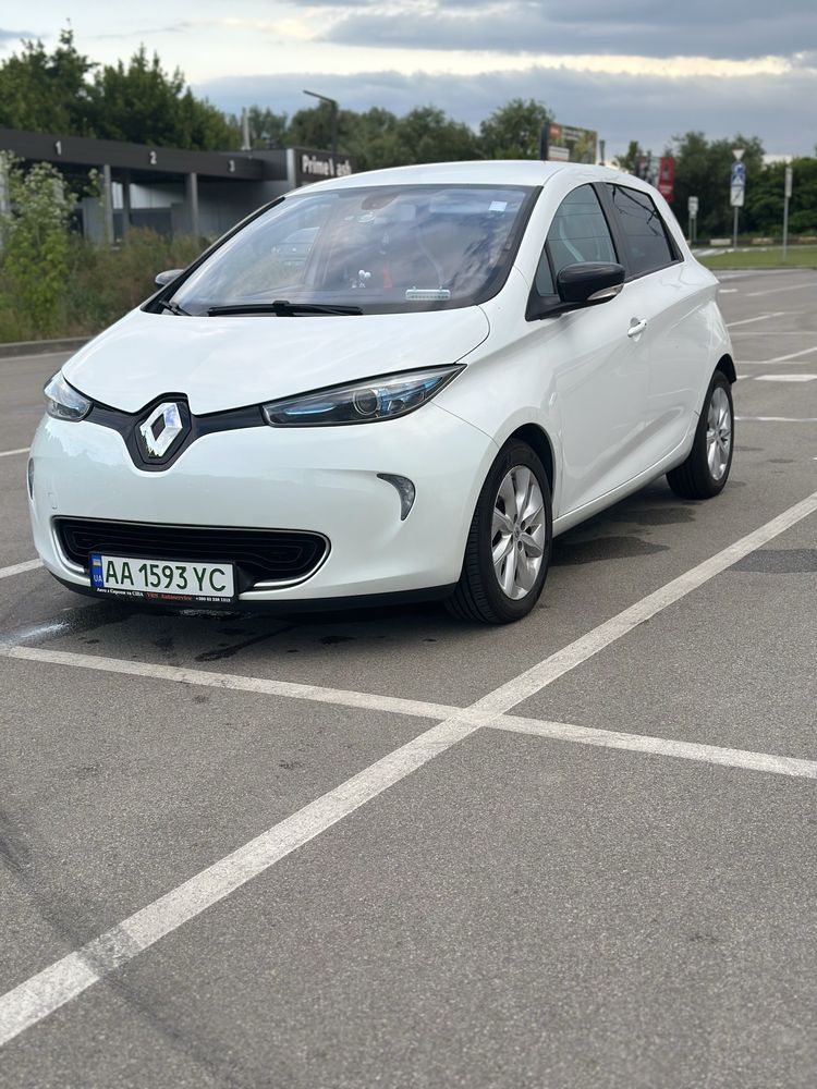 Renault Zoe 22 кВт 2015 рік