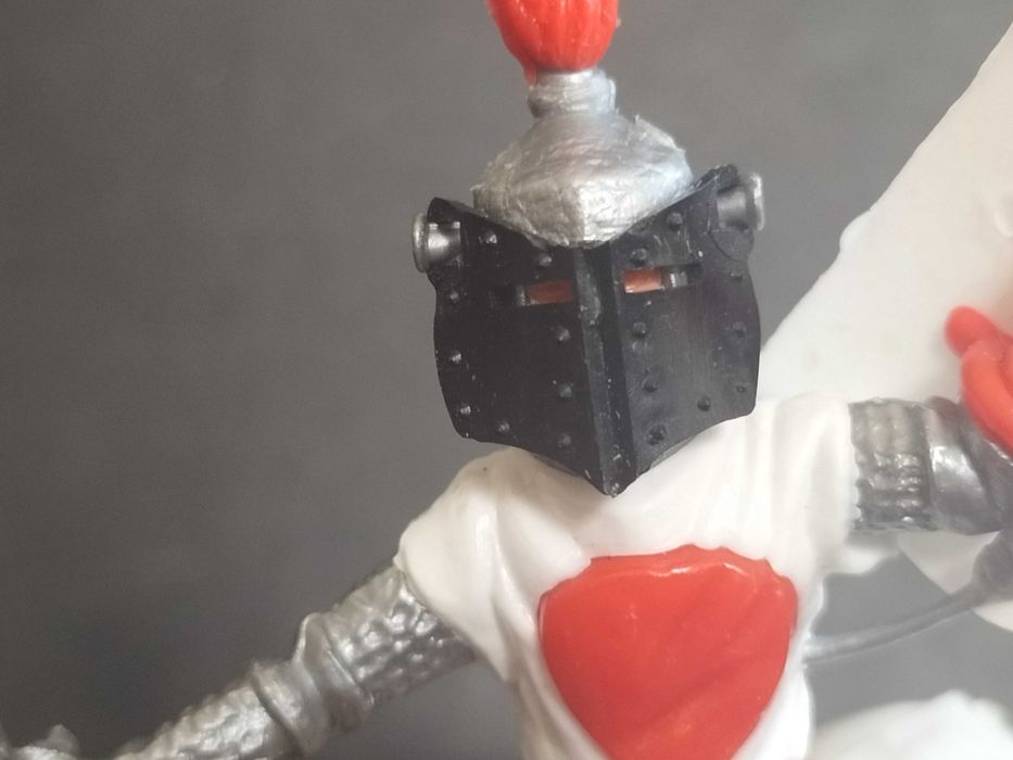 TIMPO TOYS 
Mediaval a cavalo da série - VISOR KNIGHTS