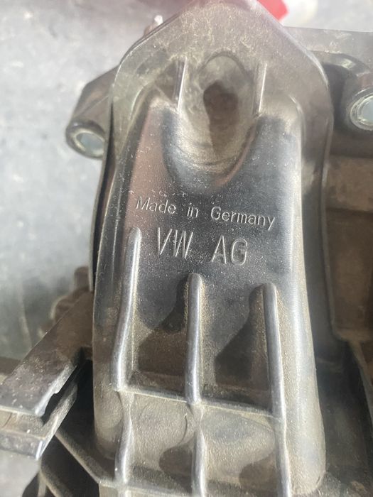 Коллектор впускной VW 1.4 TSI