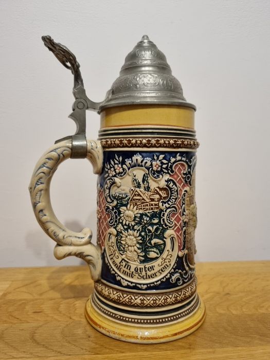 Stary niemiecki kufel do piwa