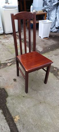 Krzesła drewniane 24 sztuki.