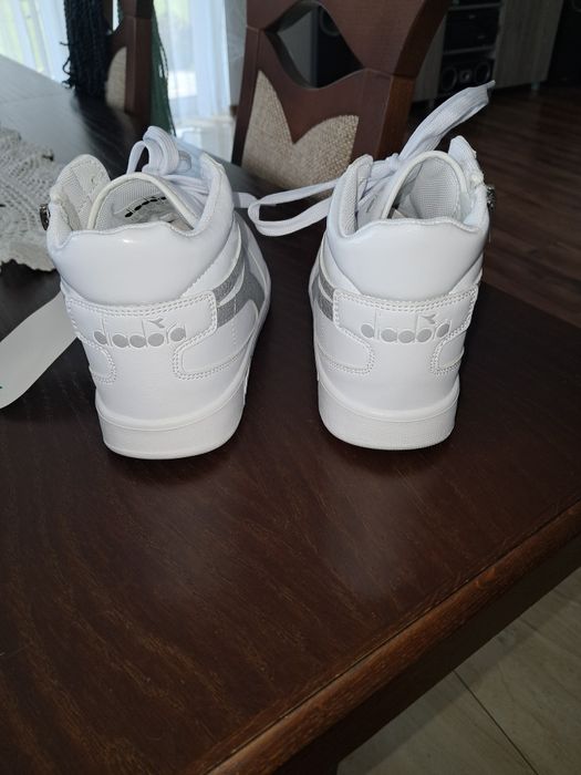 Sneakersy dziewczęce Diadora 36.5cm