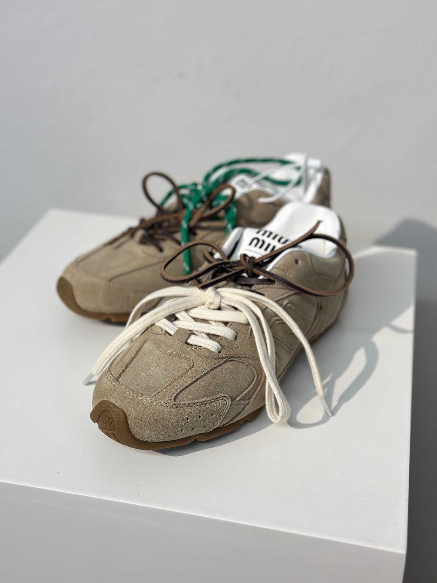 Buty New Balance530SL Miu Miu Ecru Moda Obuwie sportowe rozmiar.37