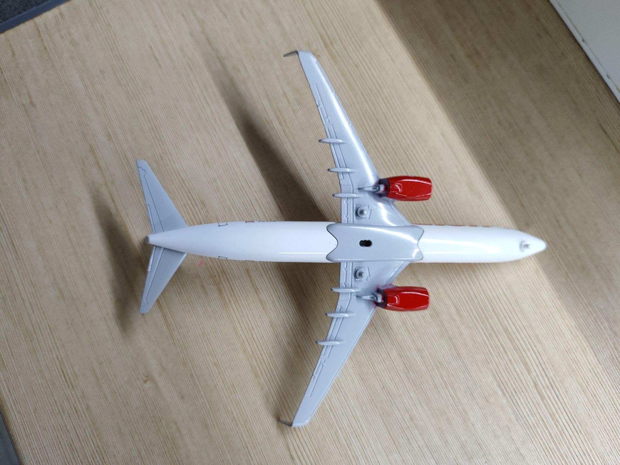 Model Boeing 737- 900