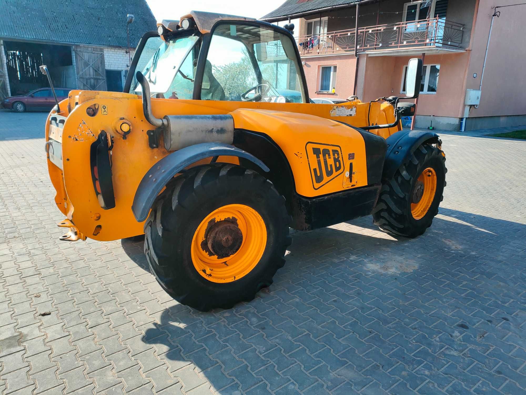 Ladowarka JCB 531-70