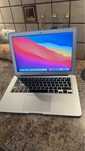 Laptop MacBook Apple - super stan