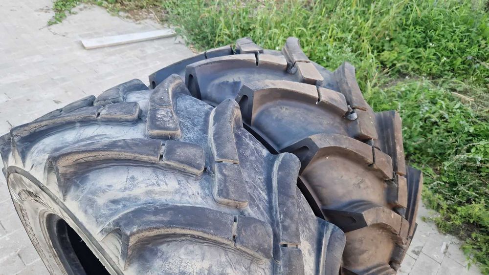 405/70-20 16.0/70-20 16/70-20 Camso bieżnik 80%