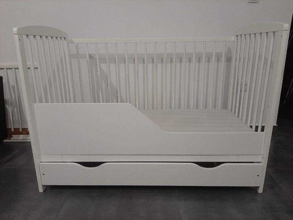 Łóżeczko z szufladą