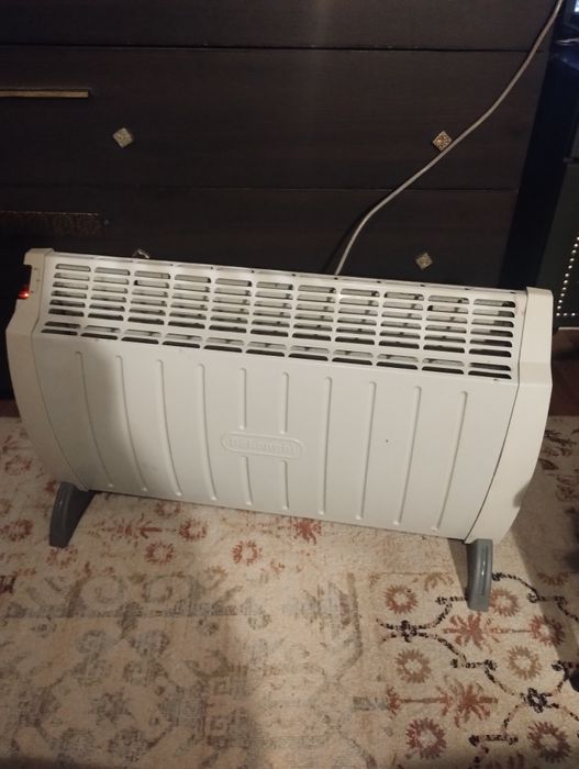 Электрический конвектор  ( обогреватель) Delonghi HCO 420