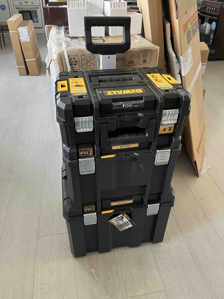 Набір кейсів Dewalt TSTAK
