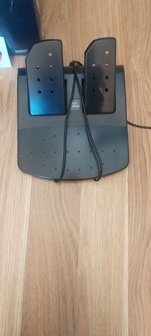 Sprzedam kierownicę q-smart w stanie jak nowa