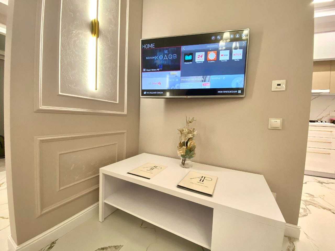 ApartPoltava Розкішна студія на Соборності, ТОП апартаменти. Банк. чек