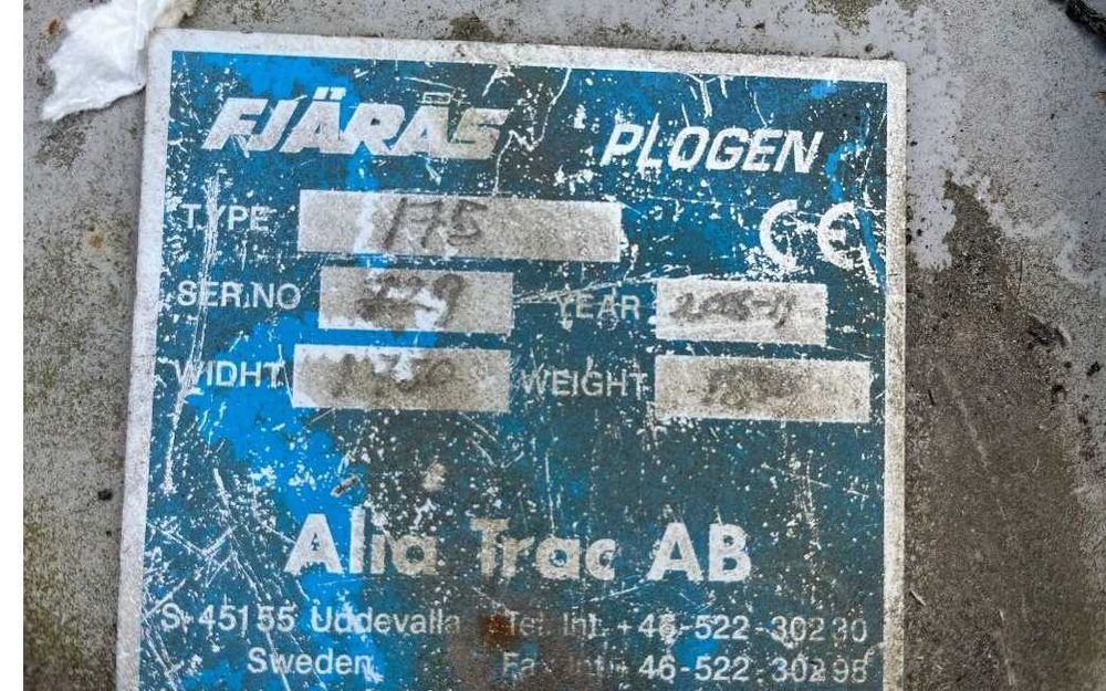 Pług do śniegu Fjaras Schmidt regulowany odśnieżny V hydrauliczny