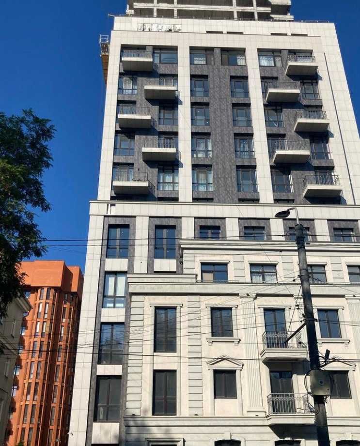 Продам видовую 1к кв ЖК CENTRAL PARK Старокозацкая Глобы Фабра Центр