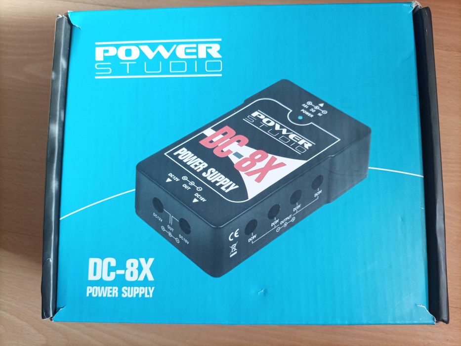 'DC-8X' Power Supply / Alimentador para pedais (pedalboard)