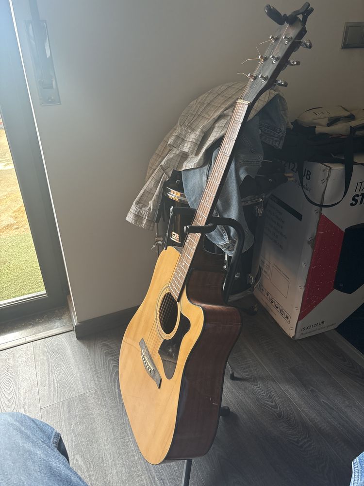 Ibanez guitarra usada com algum tempo