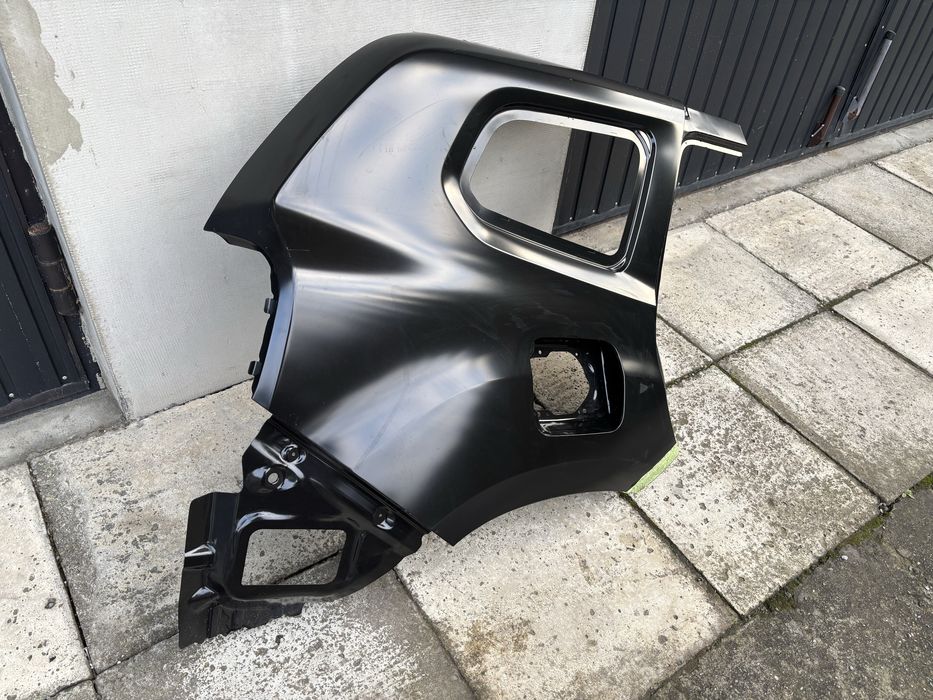 Dacia Duster II 2 17- błotnik prawy tył tylny poszycie błotnika tylne