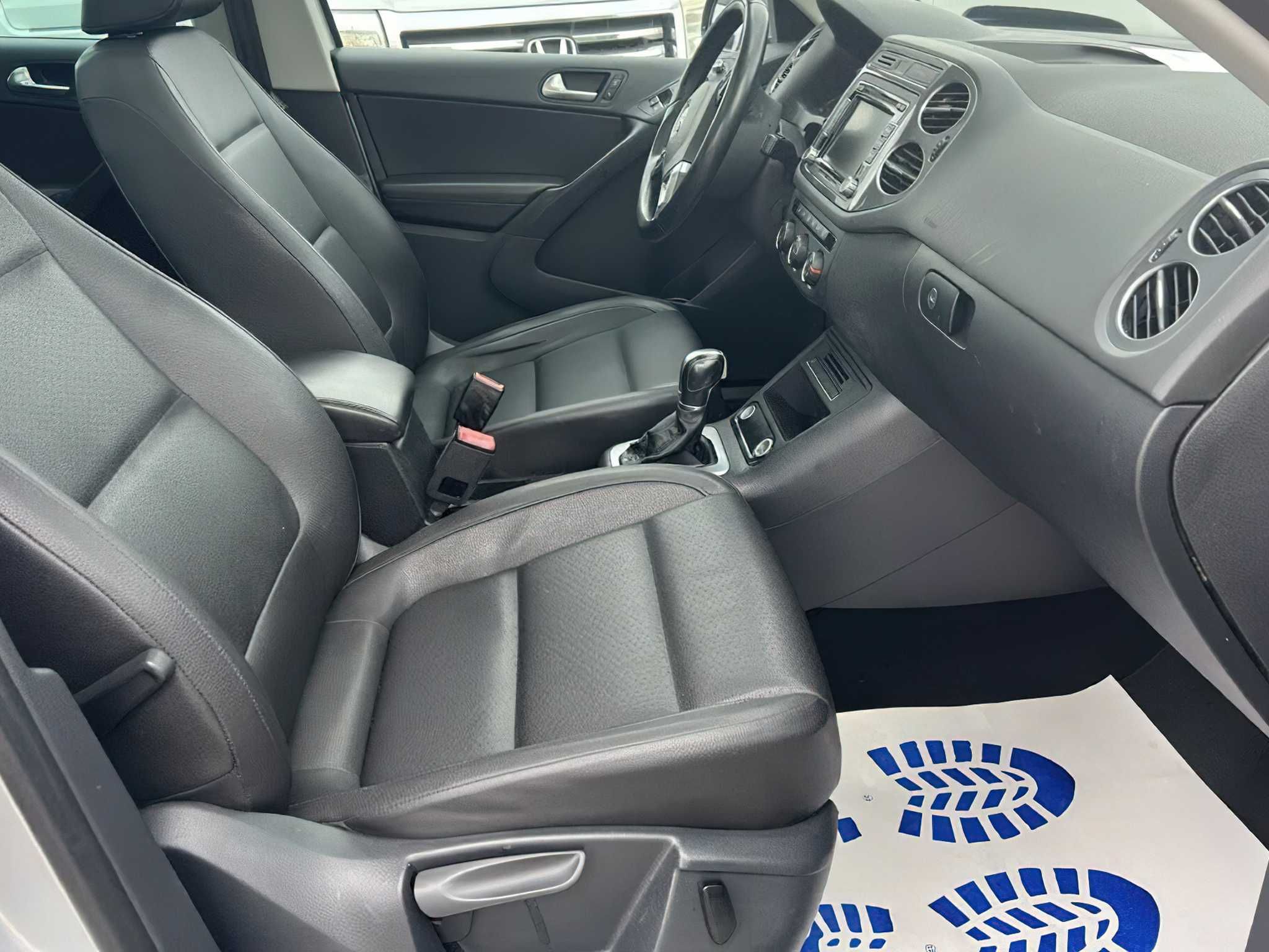 Volkswagen Tiguan  SE 2015