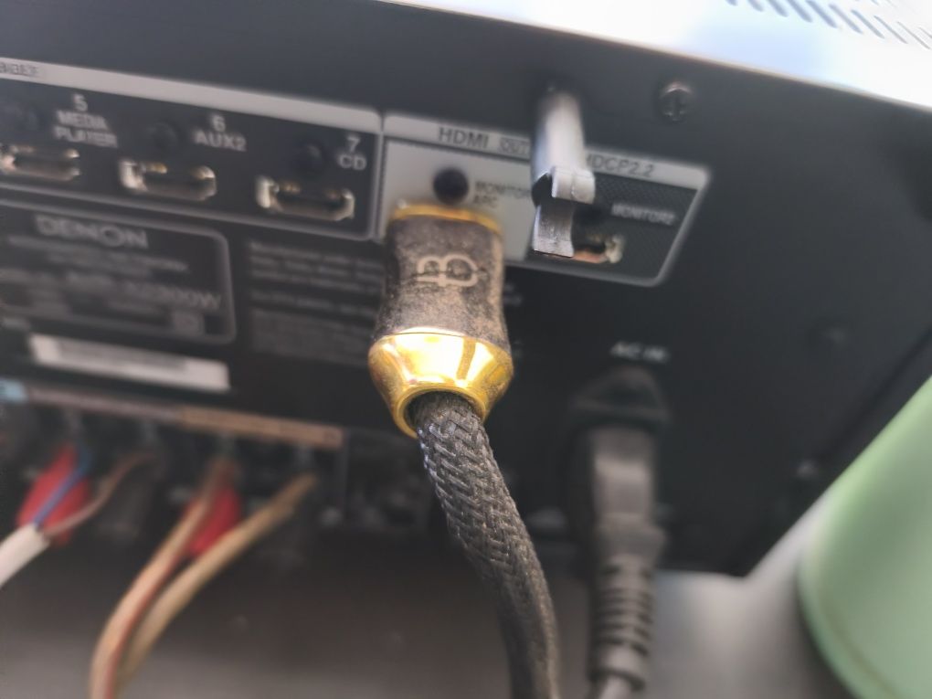 Amplituner Denon AVR-X2300W