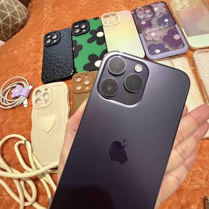iPhone 14 Pro Max - 128GB - Roxo (Na garantia ainda)