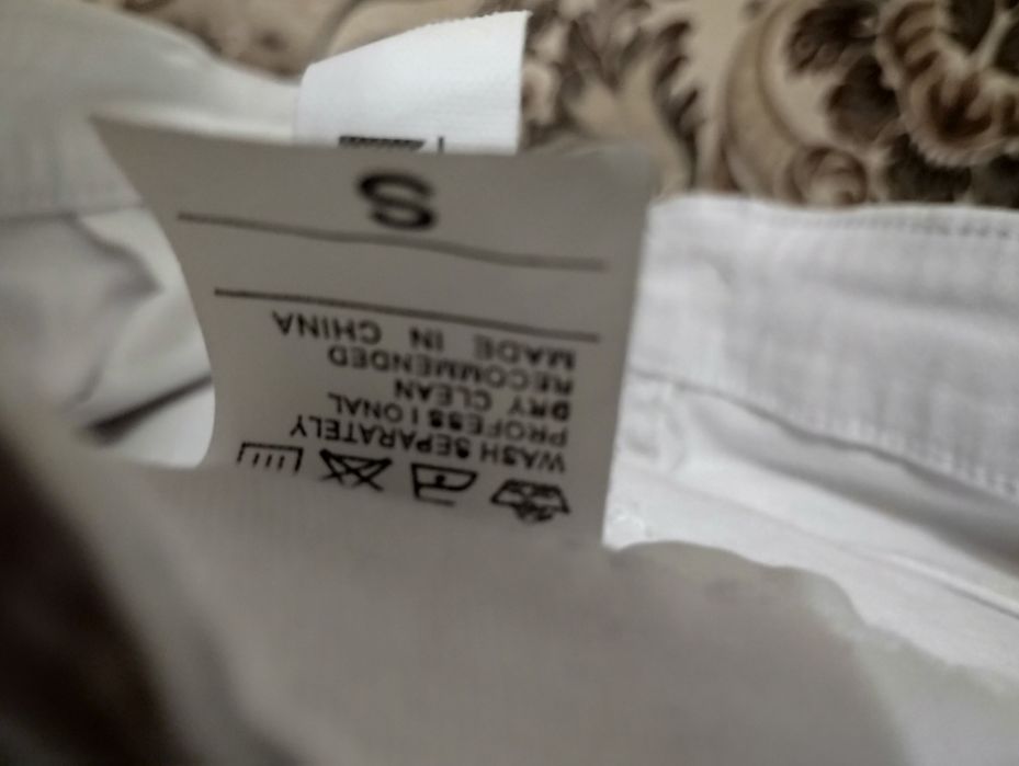 Джинси жіночі, рвані, розмір S