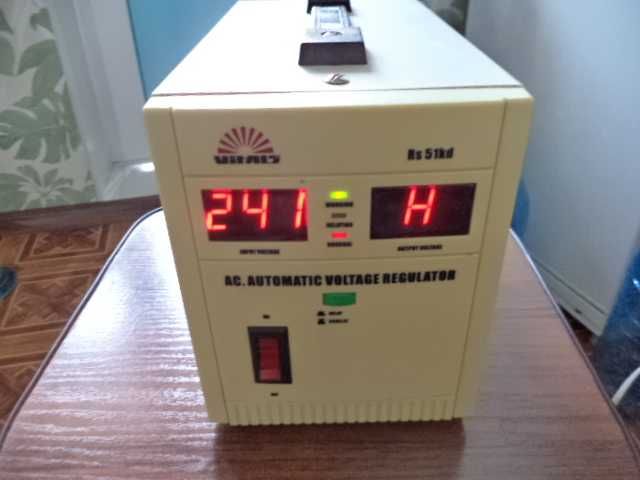 Стабилизатор напряжения Vitals Rs 51kd продаю