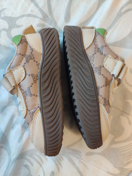 Взуття унісекс, 23р