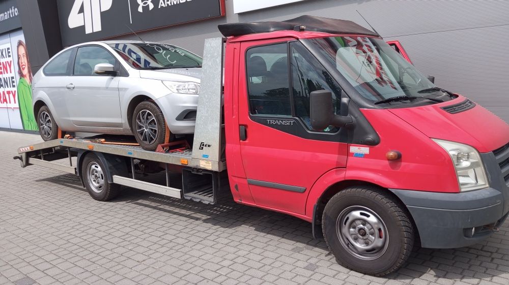 Laweta holowanie transport mobilny mechanik