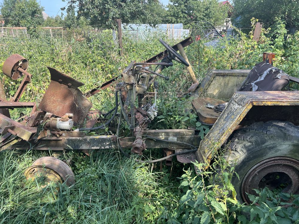 Продам по ціні металолому