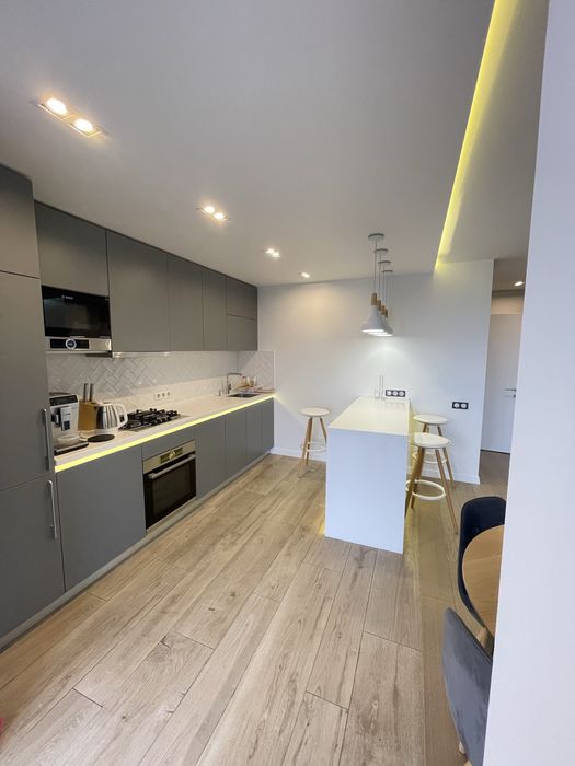 Продам 3-комн.кв. Запорожское, Шоссе, ЖК Счастливый.