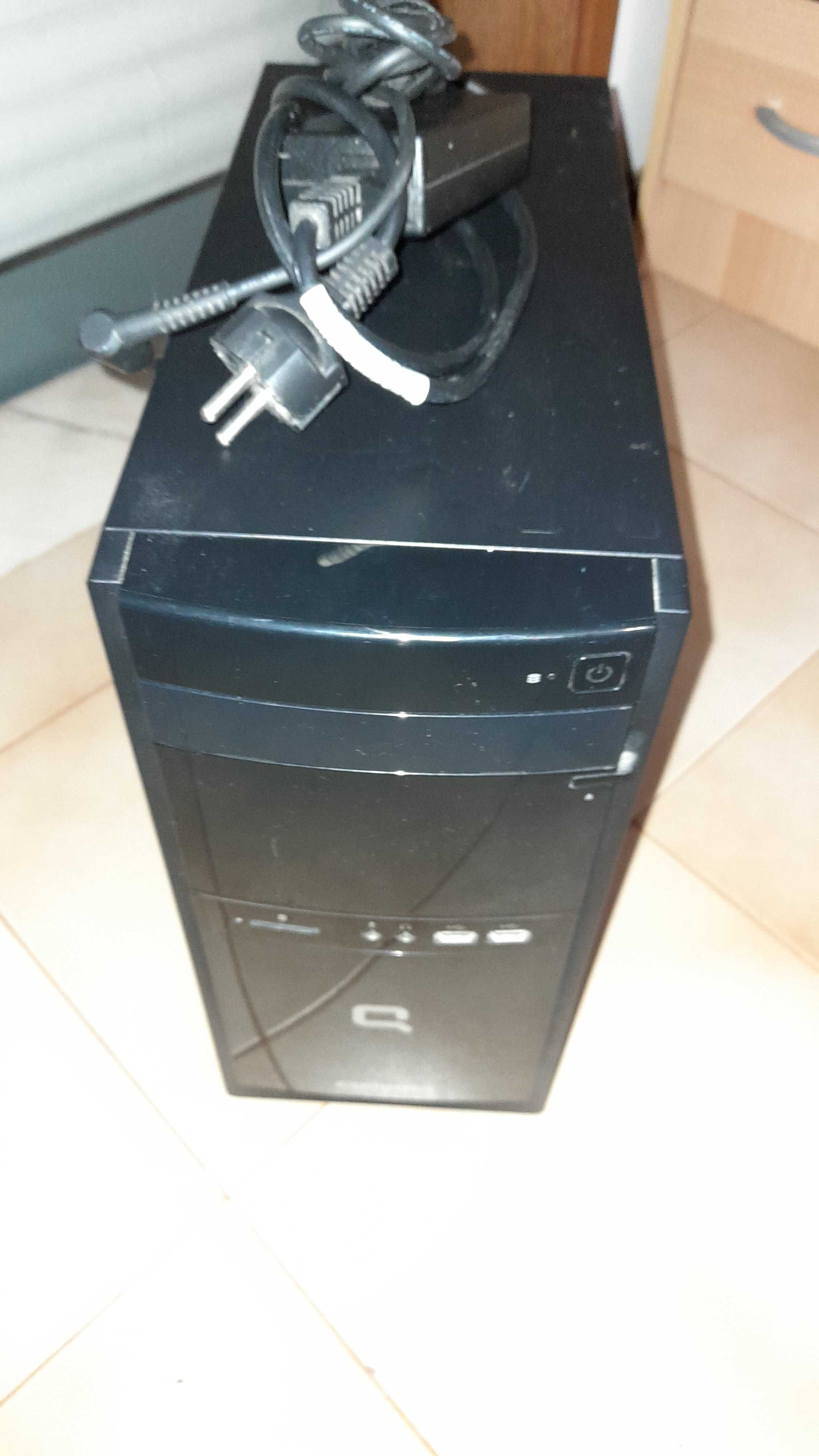 Torre pc  COMPAQ como nova