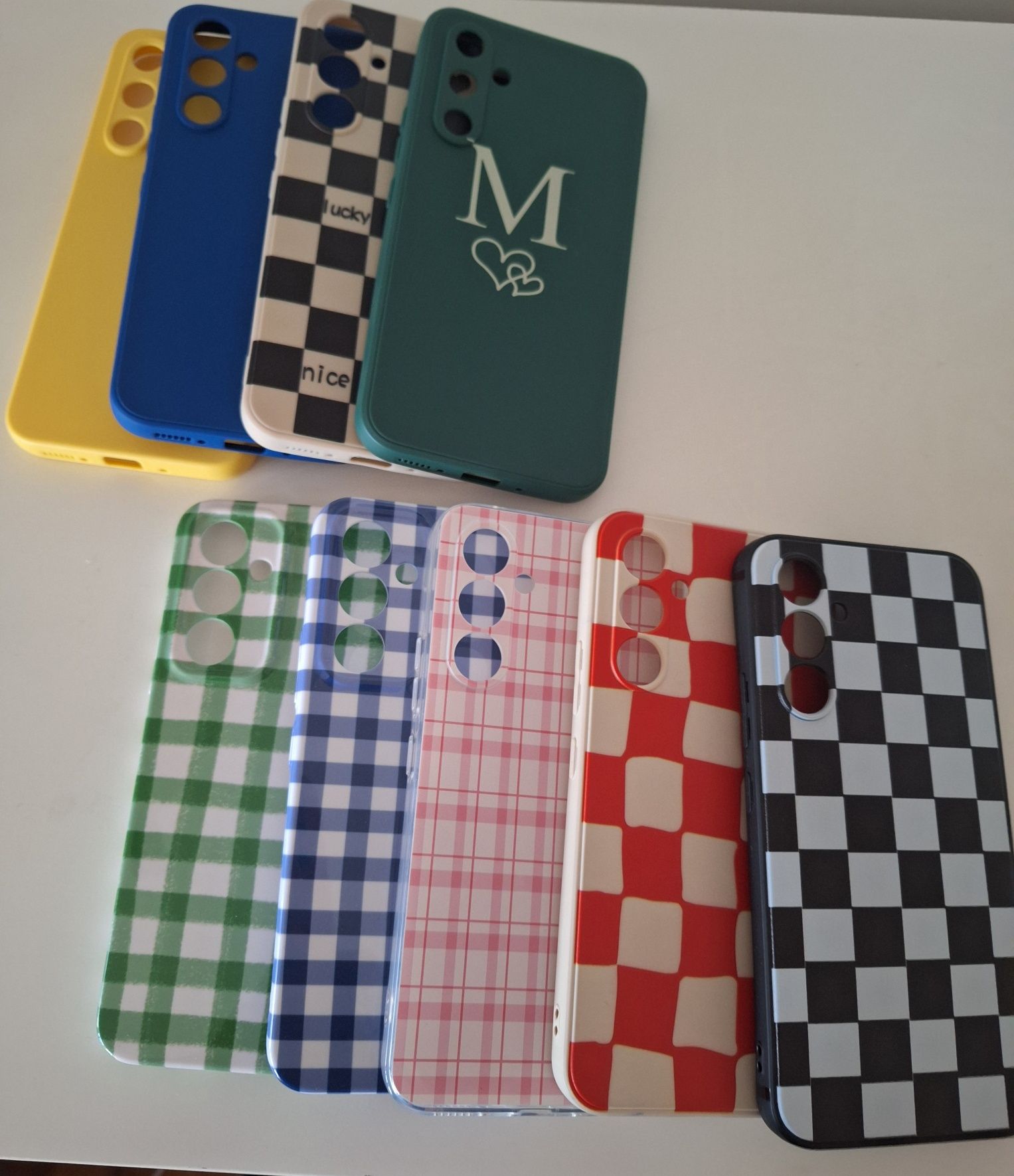 Vendo capas de telemóvel