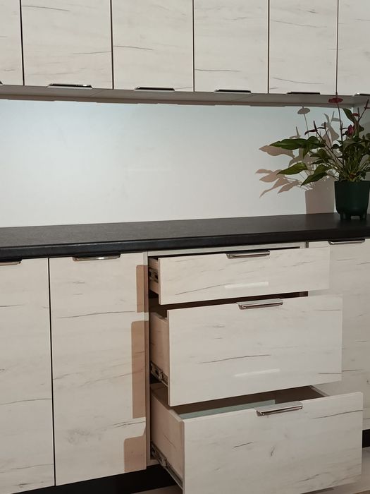Meble kuchenne nowe solidne