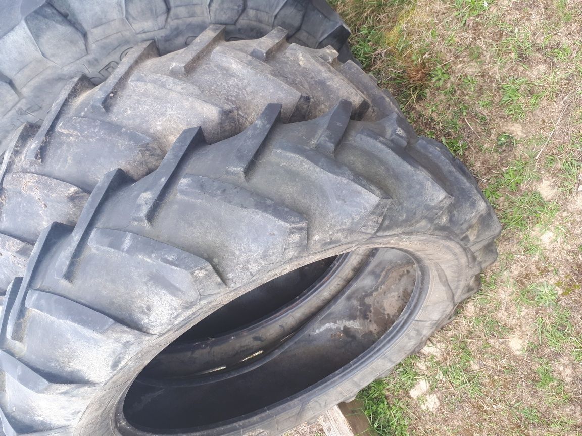 Ładna para opony zachodnie MICHELIN BIBAGRIP 3 Rolnicze 13.6 R - 36