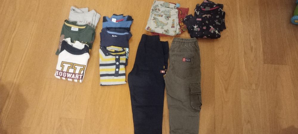 Zestaw ubranek bluzki z długim rękawem, bluzy, spodnie 98