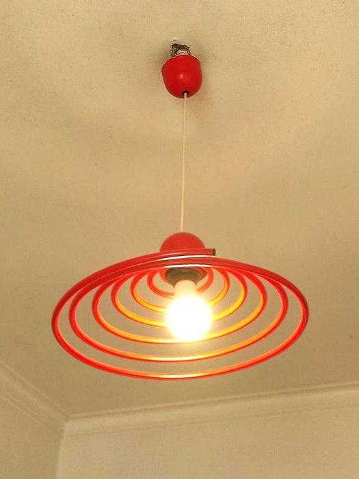 Candeeiro de teto vermelho - Estilo infantil