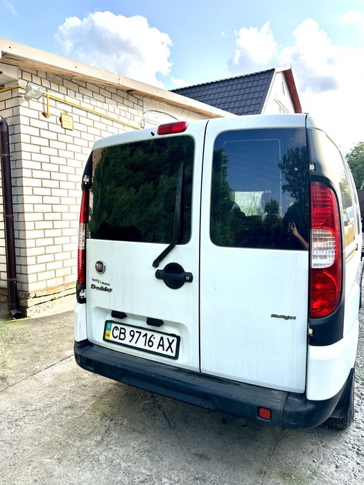 Продам Fiat Doblo Пасажир, Дизель 2009 рік
