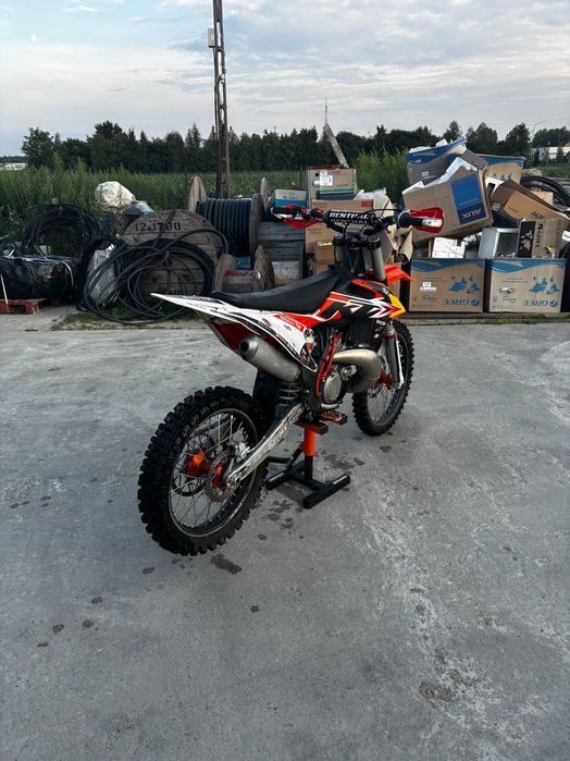 KTM SX 250 cm3. .